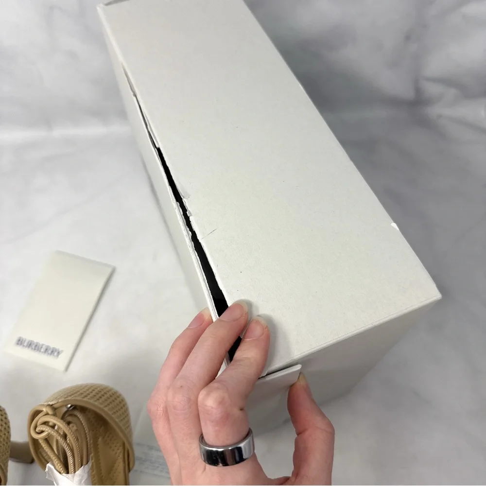 NEW Burberry Prorsum Embroidered Logo Mesh Ankle Wrap Tie Sandal Pump Heels 39.5 - Picture 15 of 16